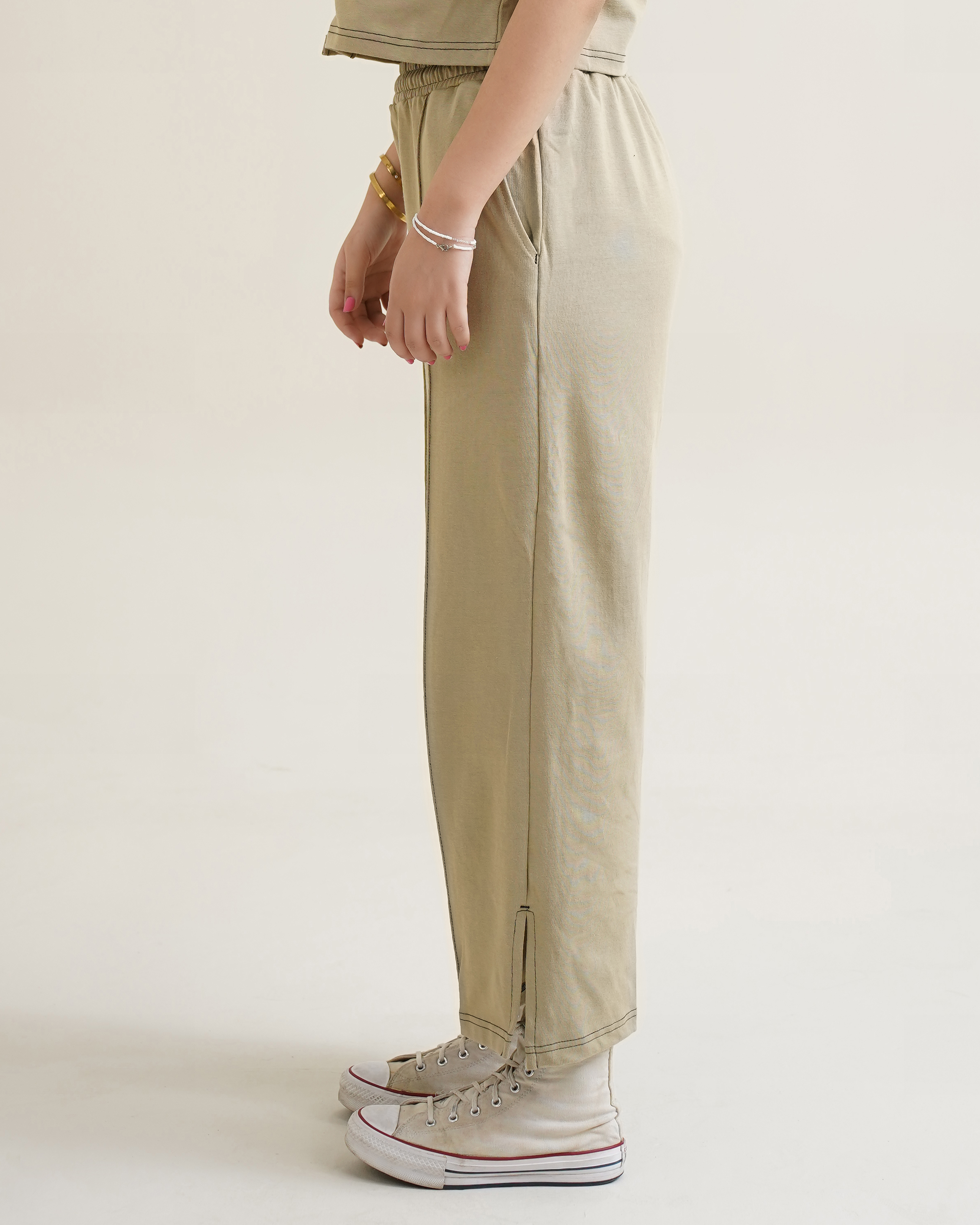 WIDE LEG PLEATED TROUSER