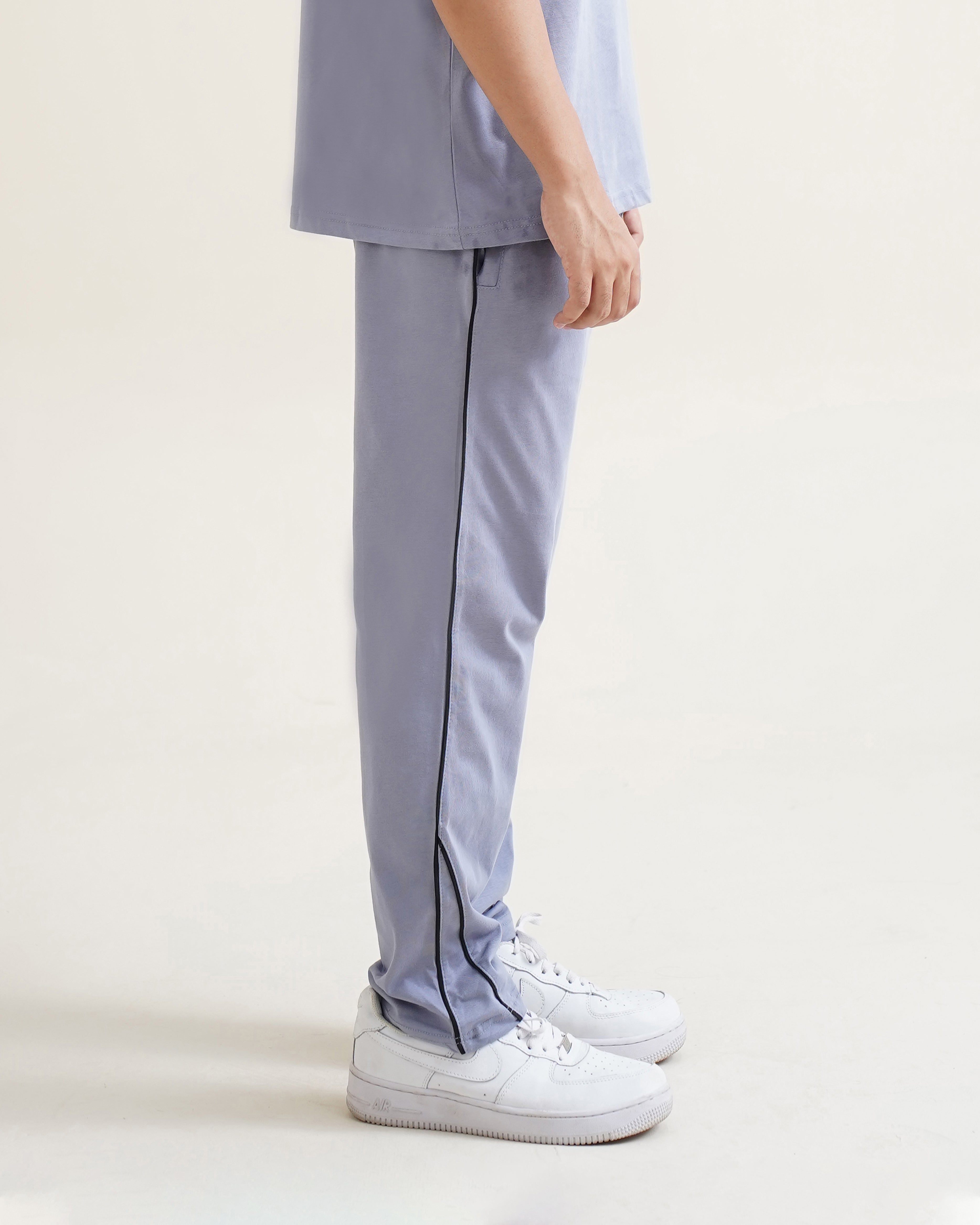GRAPHIC BOXY-FIT TROUSER