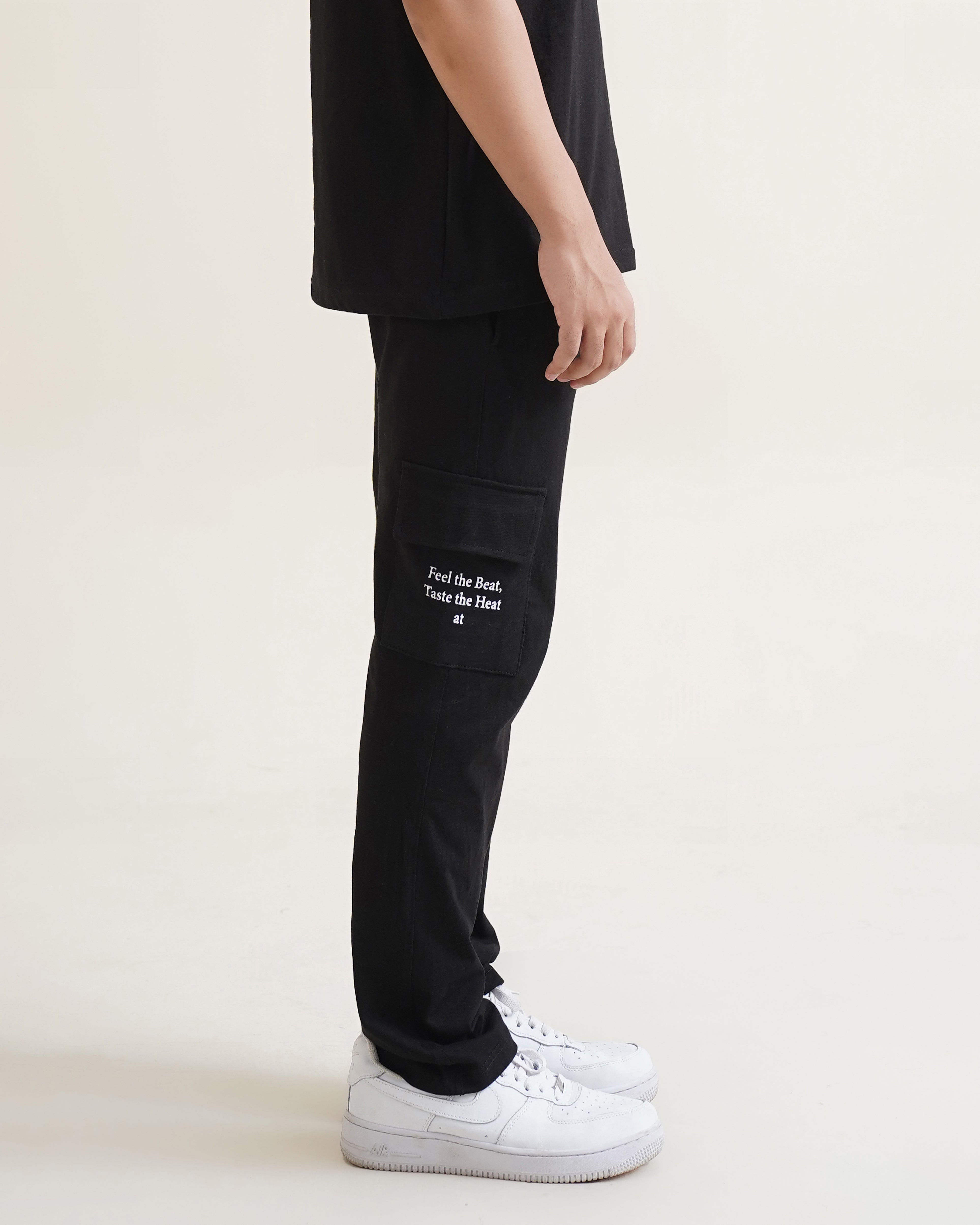 TEXTURED RELAXED FIT TROUSER